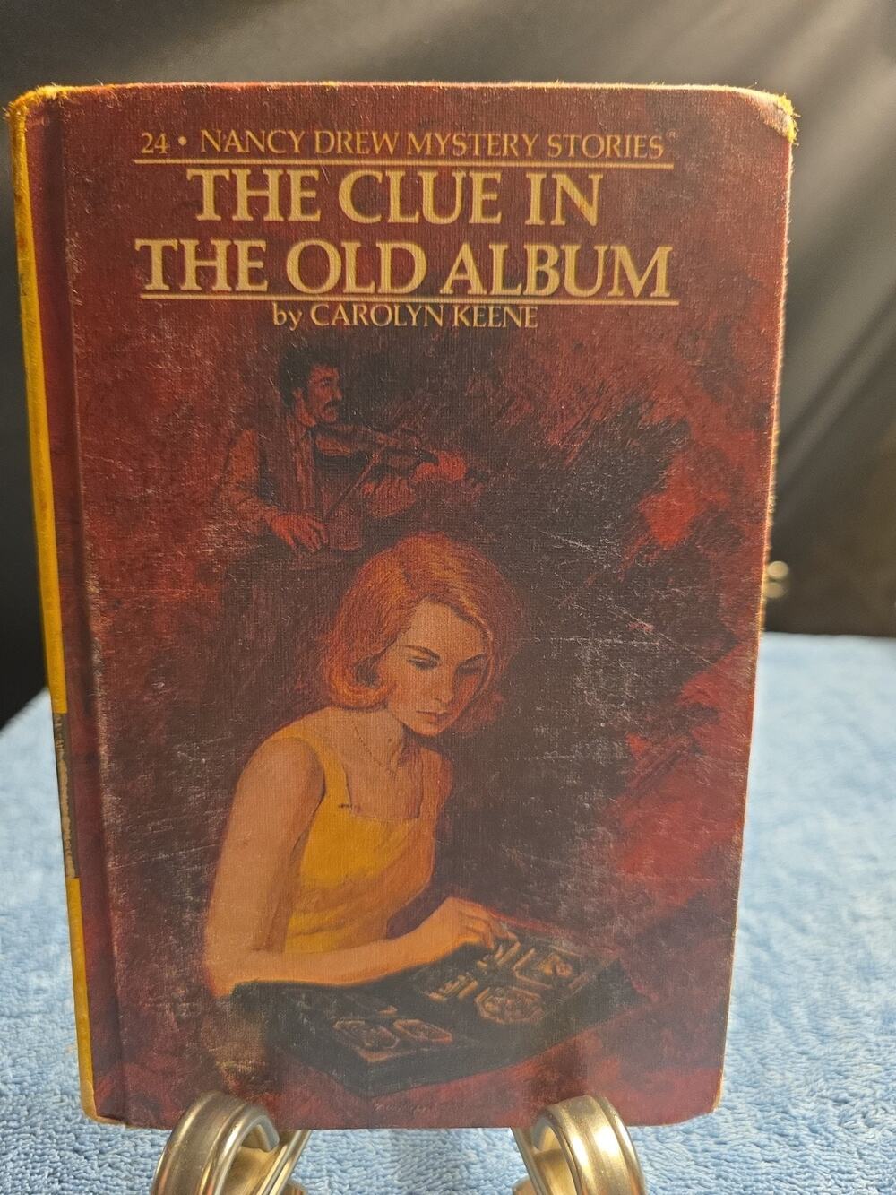 Nancy Drew Mystery Stories #24: The Clue in the Old Album (Hardcover)